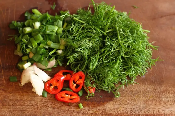 Bước 1: Sơ chế nguyên liệu Bước 1: Sơ chế nguyên liệu