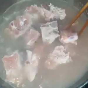 Hướng dẫn chi tiết cách nấu canh củ từ sườn heo chuẩn vị tại nhà