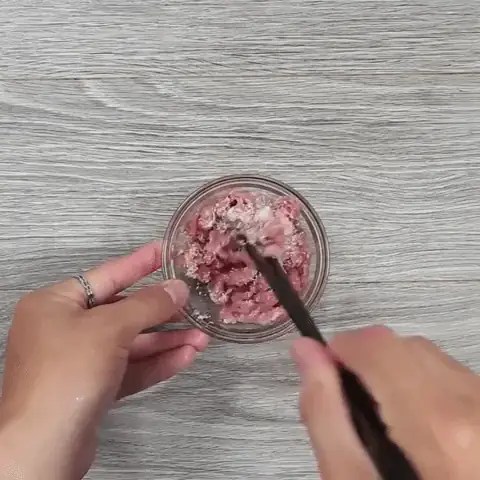 Cách nấu canh đậu phụ, giá đỗ với thịt băm