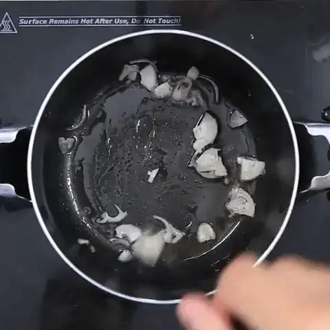 Cách nấu canh đậu phụ, giá đỗ với thịt băm