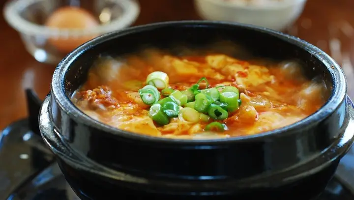 Hướng dẫn nấu canh đậu phụ Hàn Quốc ngon đúng điệu