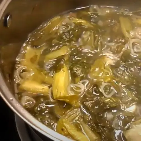 Cách Nấu Canh Dưa Chua Trứng Cá Thơm Ngon Đậm Vị Chuẩn Vị