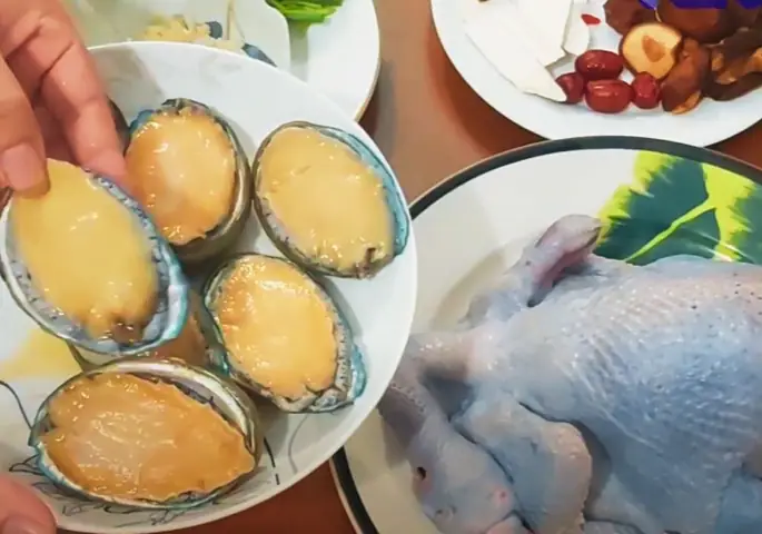 Hướng Dẫn Nấu Canh Gà Táo Đỏ Chuẩn Vị, Dễ Làm