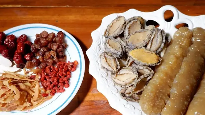 Hướng Dẫn Chi Tiết Cách Nấu Canh Hải Sâm Bổ Dưỡng Tại Nhà