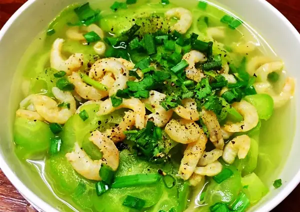 Hướng Dẫn Các Cách Nấu Canh Khổ Qua Bào Thanh Mát Tại Nhà