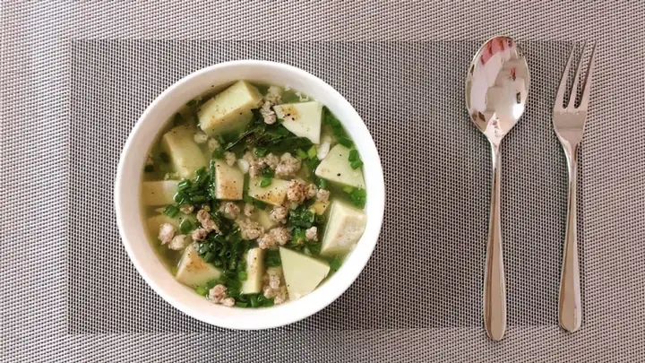 Cách Nấu Canh Khoai Môn Với Tôm: Công Thức Chi Tiết & Mẹo Vặt