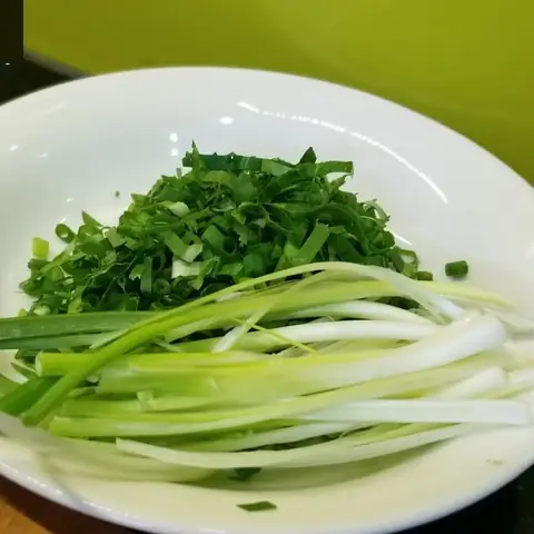 Hướng Dẫn Chi Tiết Cách Nấu Canh Lòng Lợn Thơm Ngon