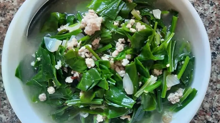 Cách Nấu Canh Mã Đề Chuẩn Vị: Hướng Dẫn Chi Tiết Cho Mọi Nhà