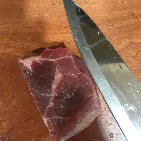 Cách Nấu Canh Mướp Với Thịt Bò: Đơn Giản Mà Hấp Dẫn