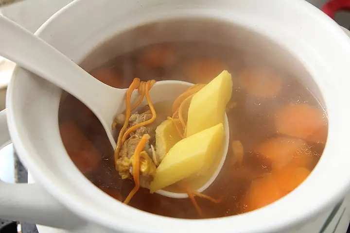 Hướng Dẫn Chi Tiết Cách Nấu Canh Nấm Đông Trùng Hạ Thảo