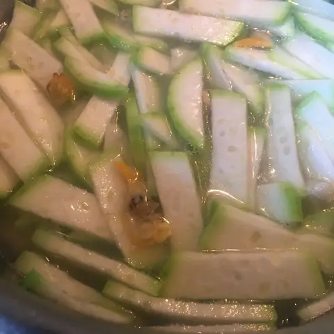 Hướng Dẫn Chi Tiết Cách Nấu Canh Nghêu Bầu Ngon Ngọt Chuẩn Vị