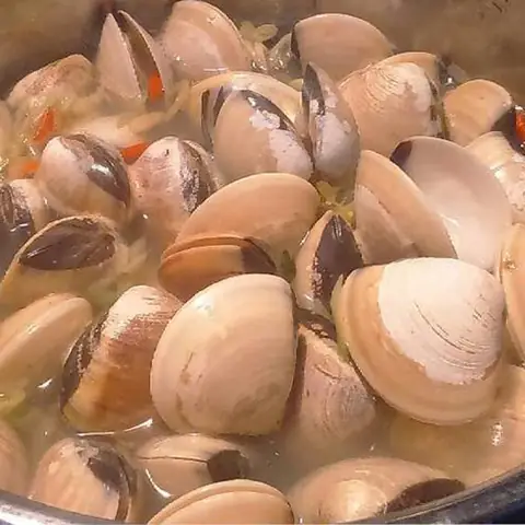 Hướng Dẫn Chi Tiết Cách Nấu Canh Nghêu Bầu Ngon Ngọt Chuẩn Vị