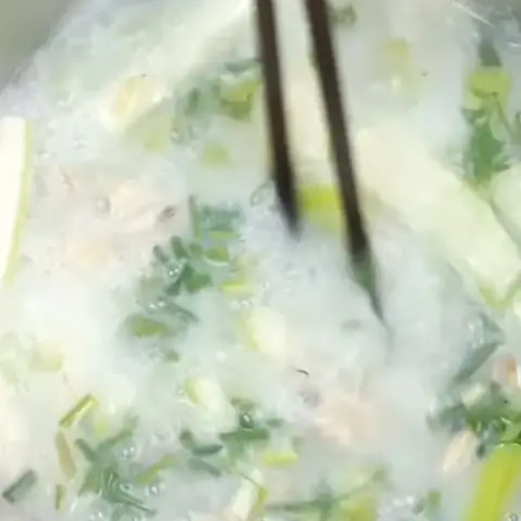 Hướng Dẫn Chi Tiết Cách Nấu Canh Nghêu Bầu Ngon Ngọt Chuẩn Vị