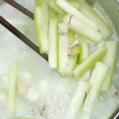 Hướng Dẫn Chi Tiết Cách Nấu Canh Nghêu Bầu Ngon Ngọt Chuẩn Vị