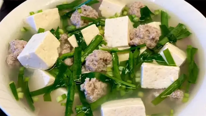 Cách Nấu Canh Rau Hẹ Ngon Chuẩn Vị, Thanh Mát Bổ Dưỡng Cho Gia Đình Cách Nấu Canh Rau Hẹ Ngon Chuẩn Vị, Thanh Mát Bổ Dưỡng Cho Gia Đình