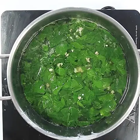 Cách nấu canh rau ngót với mướp thanh mát, bổ dưỡng cho gia đình