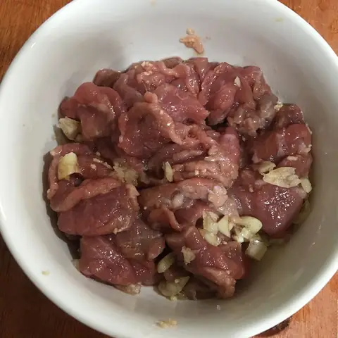 Cách Nấu Canh Rau Ngót Với Thịt Bò Ngon Mềm, Bổ Dưỡng Cho Cả Gia Đình