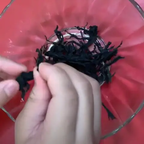 Hướng Dẫn Cách Nấu Canh Rong Biển Thịt Gà Ngon, Bổ Dưỡng Chuẩn Vị Gia Đình Hướng Dẫn Cách Nấu Canh Rong Biển Thịt Gà Ngon, Bổ Dưỡng Chuẩn Vị Gia Đình