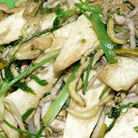 Cách Nấu Canh Rươi Củ Niễng Thơm Ngon, Chuẩn Vị Gia Đình - Saigonese ...