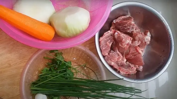 Canh ngọt thanh hơn với cách nấu canh su hào với thịt gà