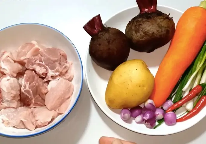 Hướng Dẫn Nấu Canh Súp Củ Dền Thơm Ngon Bổ Dưỡng