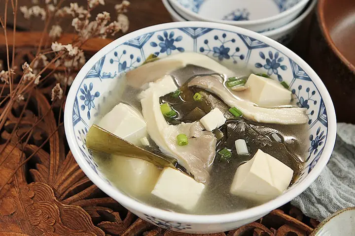 Cách Nấu Canh Tảo Bẹ Thanh Mát Bổ Dưỡng Chuẩn Vị Tại Nhà
