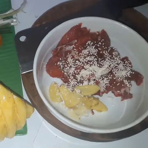 Cách nấu canh thơm thịt bò chuẩn vị, bổ dưỡng tại nhà