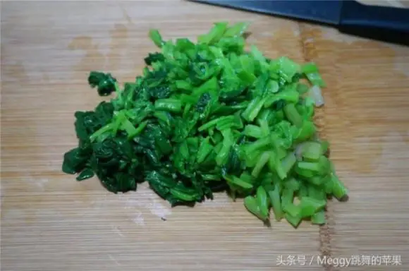 cách nấu canh tiết lợn