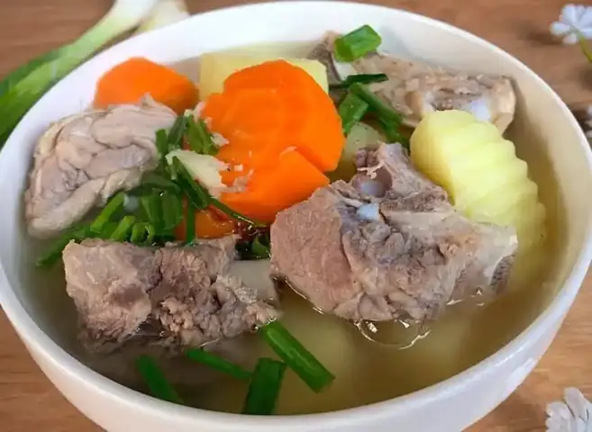 Cách Nấu Canh Xương Hầm Khoai Tây Cà Rốt Ngọt Béo, Đậm Đà Chuẩn Vị Cách Nấu Canh Xương Hầm Khoai Tây Cà Rốt Ngọt Béo, Đậm Đà Chuẩn Vị