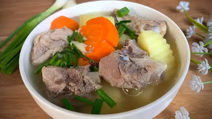Cách Nấu Canh Xương Hầm Khoai Tây Cà Rốt Ngọt Béo, Đậm Đà Chuẩn Vị Cách Nấu Canh Xương Hầm Khoai Tây Cà Rốt Ngọt Béo, Đậm Đà Chuẩn Vị