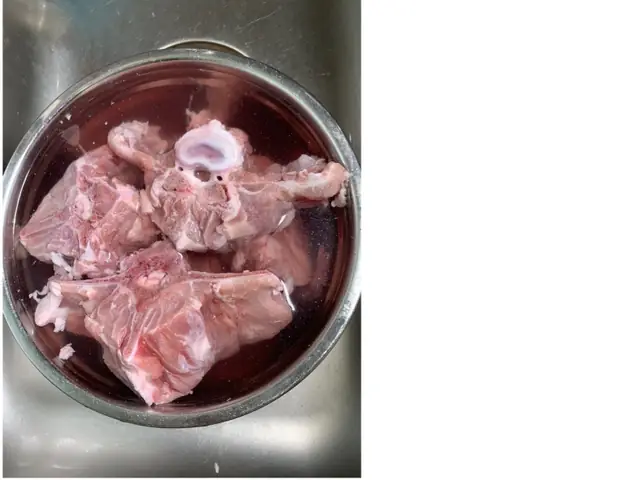 Hướng Dẫn Chi Tiết Cách Nấu Canh Xương Hàn Quốc Chuẩn Vị Tại Nhà