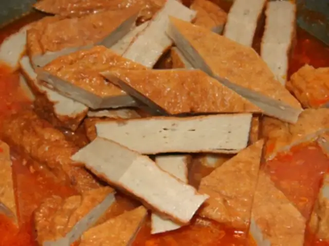 cách nấu chả cá sốt cà chua