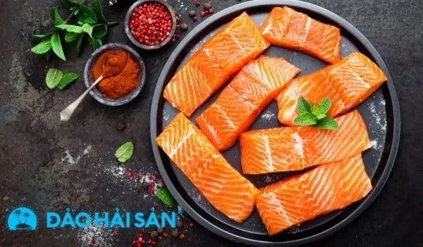 Hướng Dẫn Chi Tiết Cách Nấu Cháo Cá Hồi Cho Bà Bầu Chuẩn Dinh Dưỡng