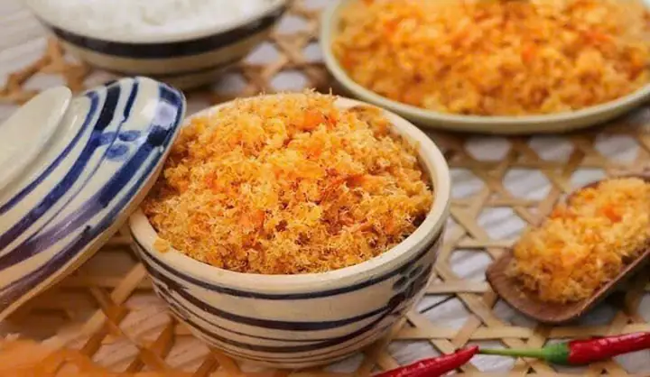 9. Cháo đậu phộng ruốc cá hồi