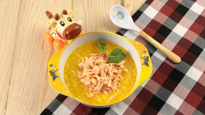 cách nấu cháo cá hồi cho bé