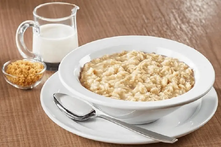 Nấu Cháo Chuối Cho Bé Ăn Dặm: Công Thức & Lưu Ý