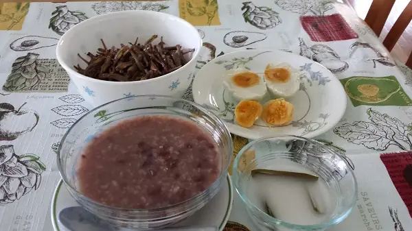 Hướng Dẫn Chi Tiết Cách Nấu Cháo Đậu Đỏ Hàn Quốc Ngon Chuẩn Vị