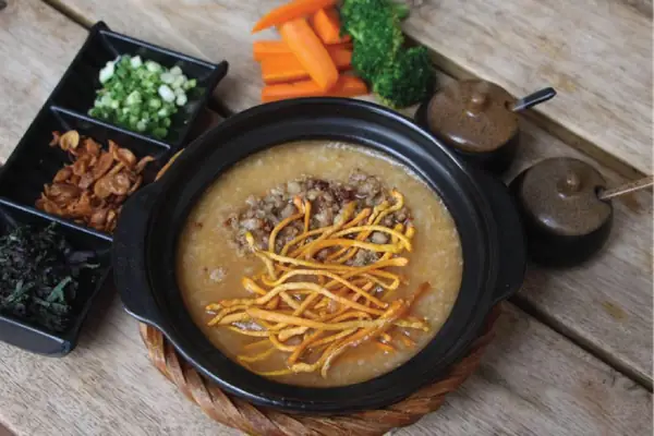 Cách Nấu Cháo Đông Trùng Hạ Thảo Bồi Bổ Sức Khỏe Gia Đình