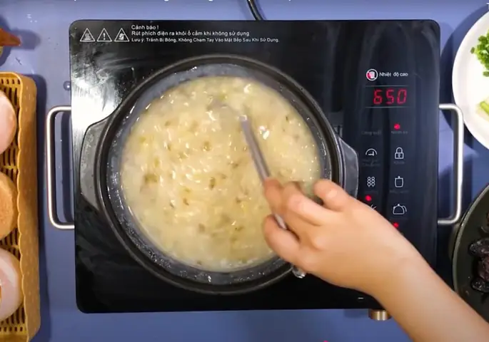 Hướng Dẫn Cách Nấu Cháo Gà Ác Hạt Sen Bổ Dưỡng Chuẩn Vị Tại Nhà