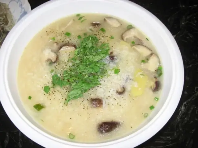 Cách Nấu Cháo Gà Chặt Miếng Thơm Ngon, Bổ Dưỡng Cho Gia Đình