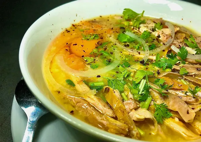 Biến tấu món cháo gà từ cơm nguội Biến tấu món cháo gà từ cơm nguội