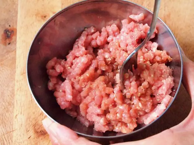 Hướng dẫn chi tiết cách nấu cháo gừng giải cảm thơm ngon tại nhà Hướng dẫn chi tiết cách nấu cháo gừng giải cảm thơm ngon tại nhà