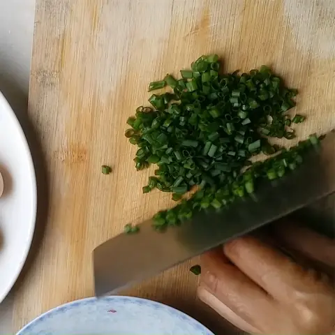 Hướng Dẫn Chi Tiết Cách Nấu Cháo Hành Tía Tô Giải Cảm Hiệu Quả Hướng Dẫn Chi Tiết Cách Nấu Cháo Hành Tía Tô Giải Cảm Hiệu Quả
