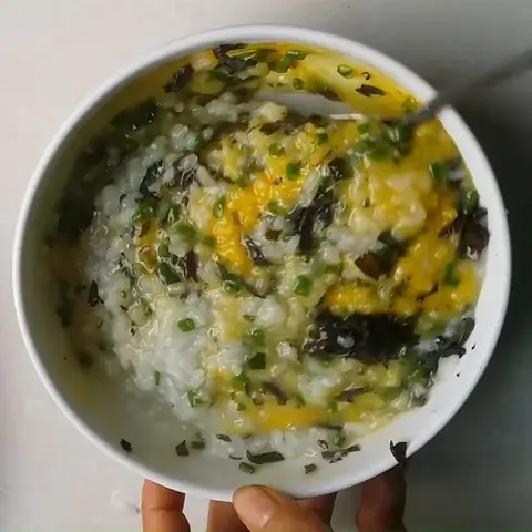 Hướng Dẫn Chi Tiết Cách Nấu Cháo Hành Tía Tô Giải Cảm Hiệu Quả Hướng Dẫn Chi Tiết Cách Nấu Cháo Hành Tía Tô Giải Cảm Hiệu Quả