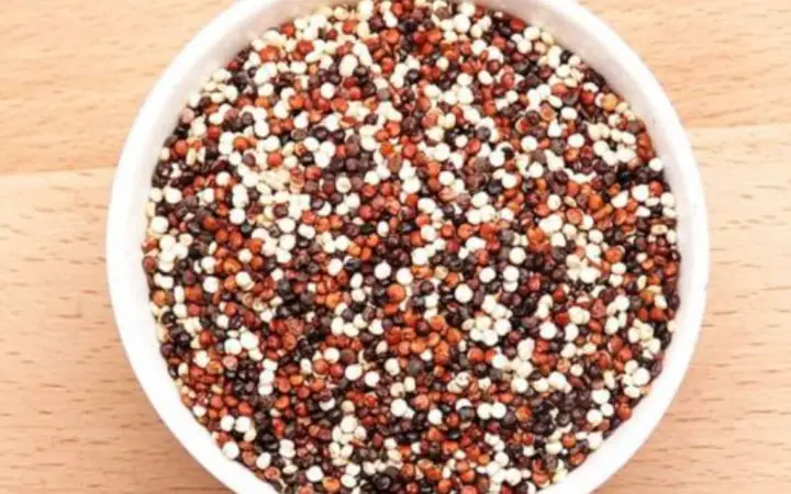 cách nấu cháo hạt quinoa cho bé