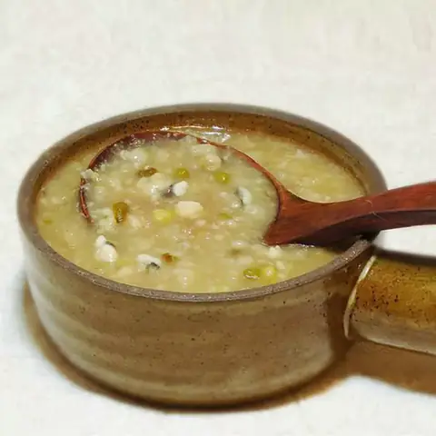 Cách Nấu Cháo Hạt Ý Dĩ Cho Bé: Công Thức Và Lưu Ý Quan Trọng