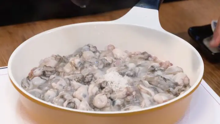 Cách Nấu Cháo Hàu Nấm Đông Cô Thơm Ngon Bổ Dưỡng Tại Nhà