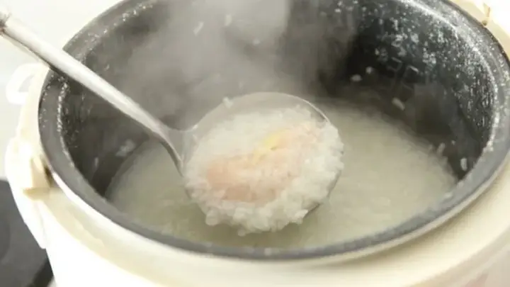 Làm Thế Nào Để Nấu Cháo Mật Cúng Ông Táo Dẻo Ngon, Chuẩn Vị?