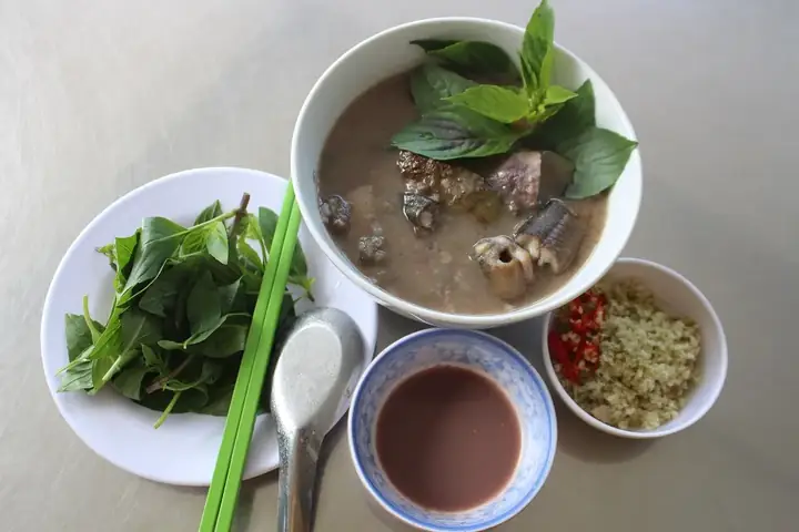 Cách Nấu Cháo Môn Lươn Mắm Ruốc Đậm Đà, Chuẩn Vị Miền Tây Cách Nấu Cháo Môn Lươn Mắm Ruốc Đậm Đà, Chuẩn Vị Miền Tây