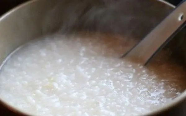 Cách Nấu Cháo Muối Cho Người Bị Tiêu Chảy Đúng Chuẩn